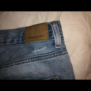 AMERICAN EAGLE MOM JEANS VINTAGE SIZE 6